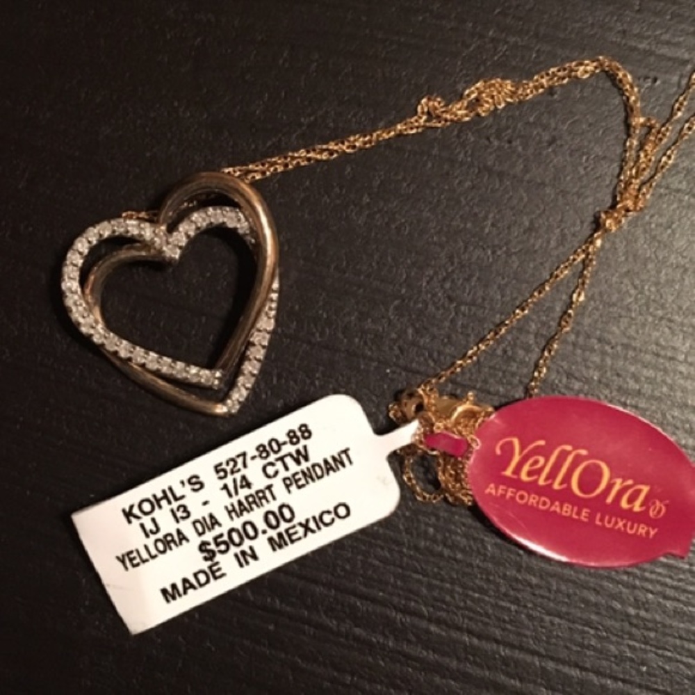 Gold heart necklace